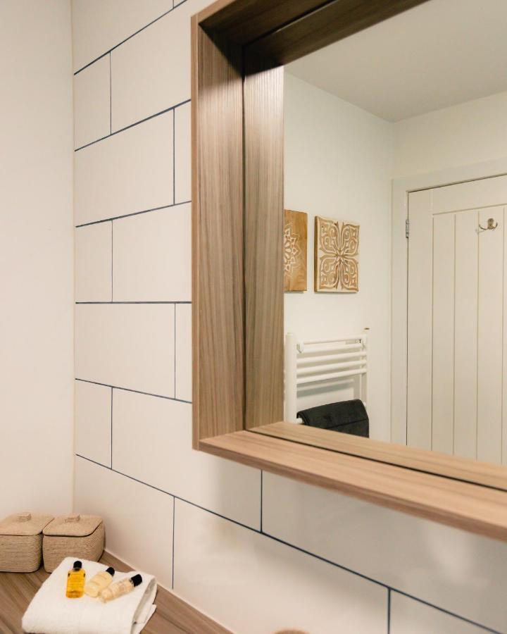 May Isle Apartment アンストラザー エクステリア 写真